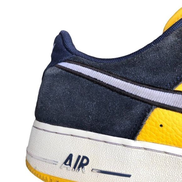 RARE 2018 Nike Air Force 1 Low '07 LV8 1 Amarillo Size 9 - Picture 10 of 16